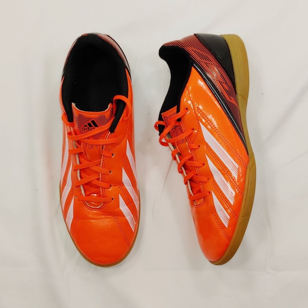 Adidas F5 Men's Indoor Soccer Shoe Size 7.5 EUC